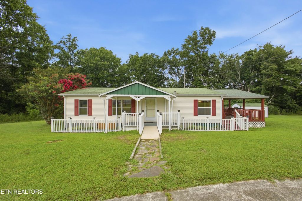418 Mountain View Rd, Robbins