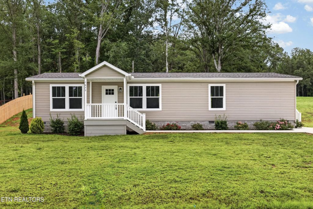 1670 Anna Maria Lane, Cookeville