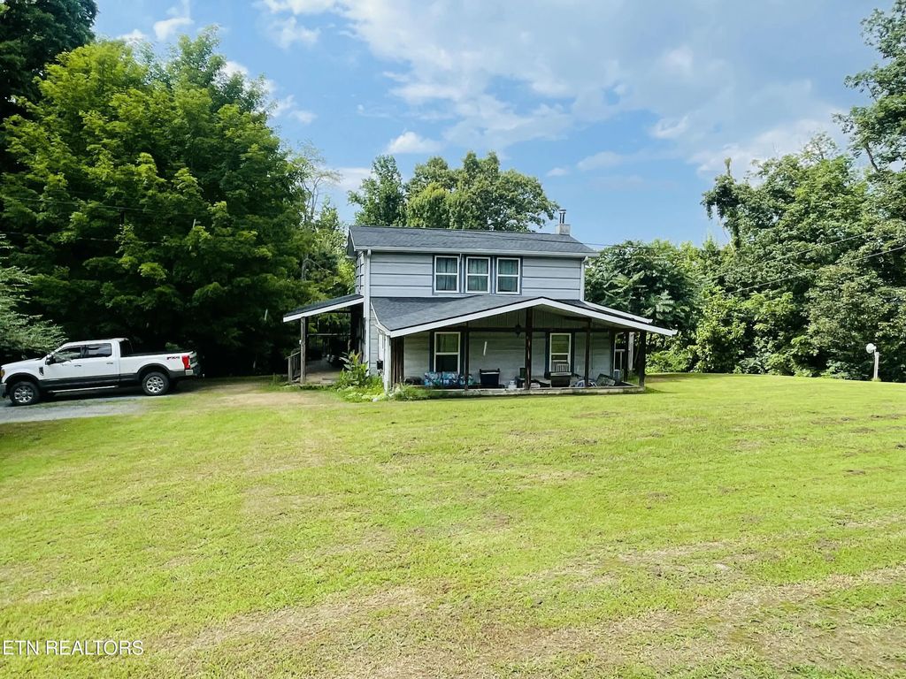 815 Hartsell Rd, Newport