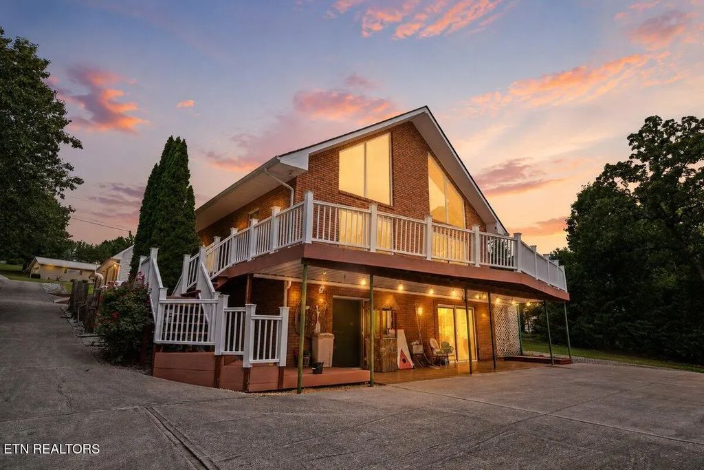 361 Cape Russell Rd, Sharps Chapel