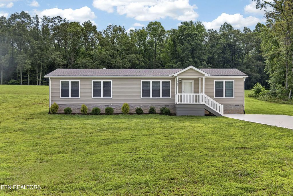 1740 Anna Maria Lane, Cookeville