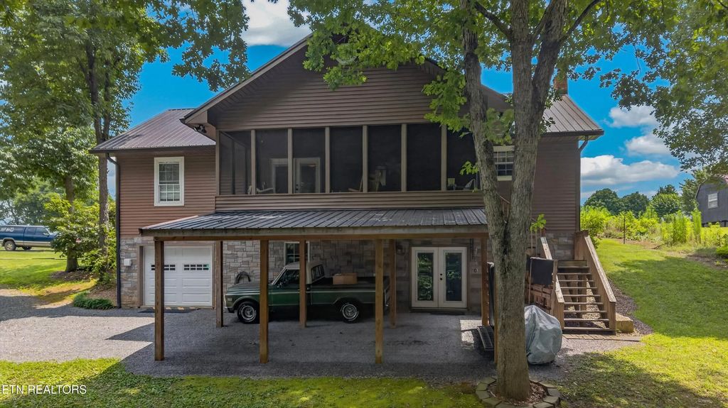 291 Weeping Cherry Way, Newport