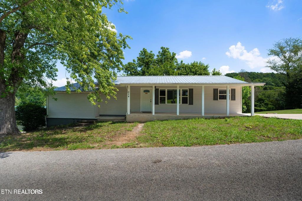 814 Moss Lane, Jefferson City