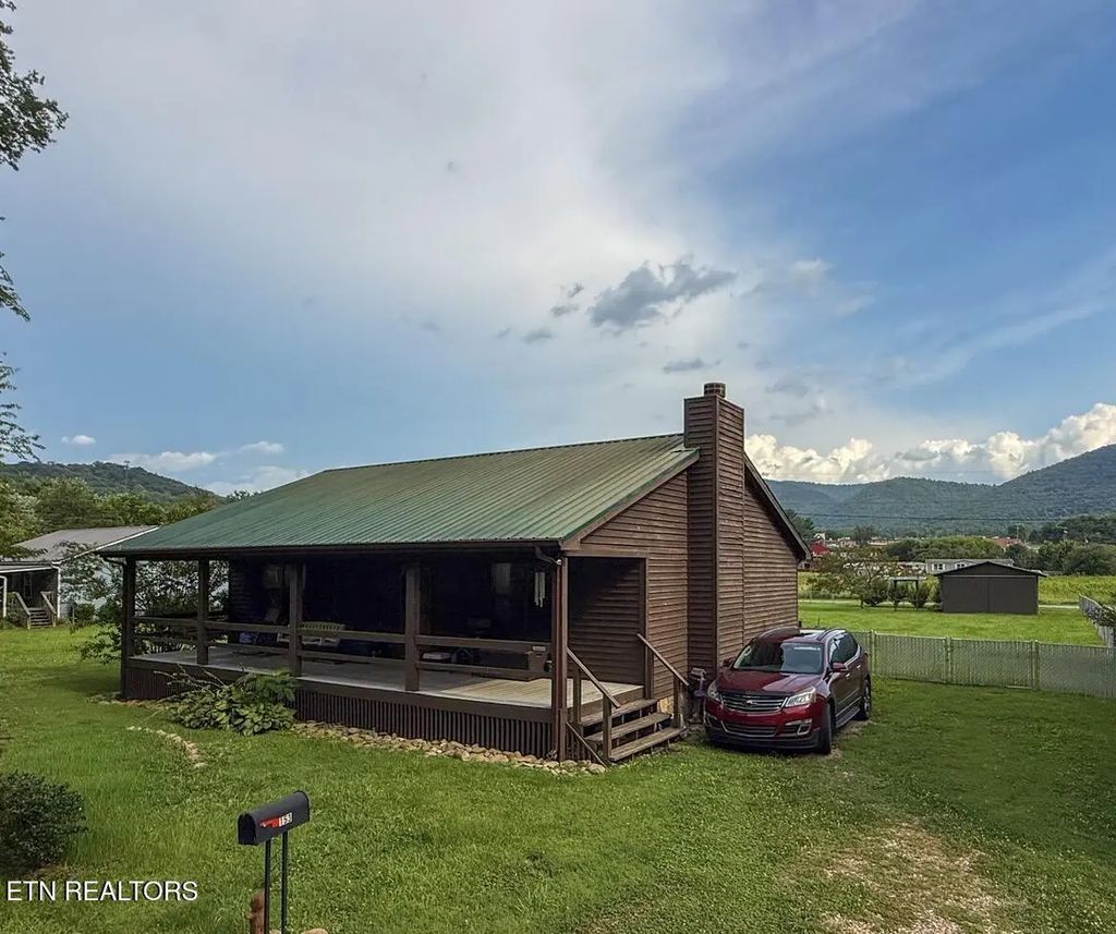 153 Padgett Mill Rd, Cosby