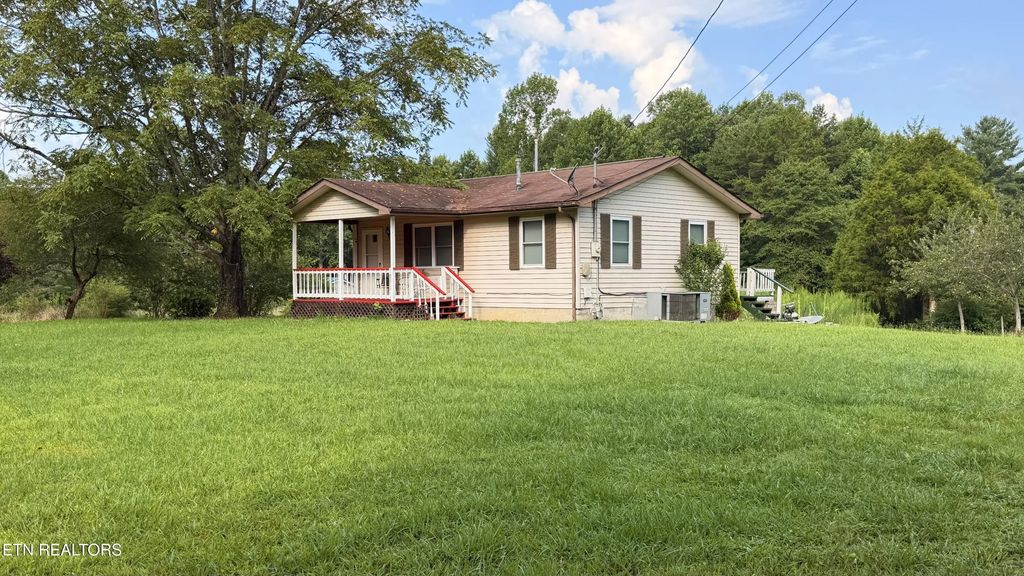 420 Black Oak Rd, Oneida