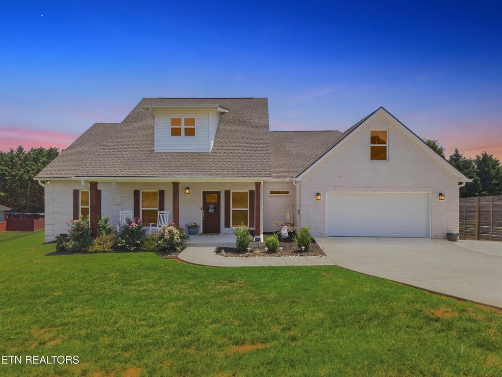 1220 Houston Springs Rd, Greenback