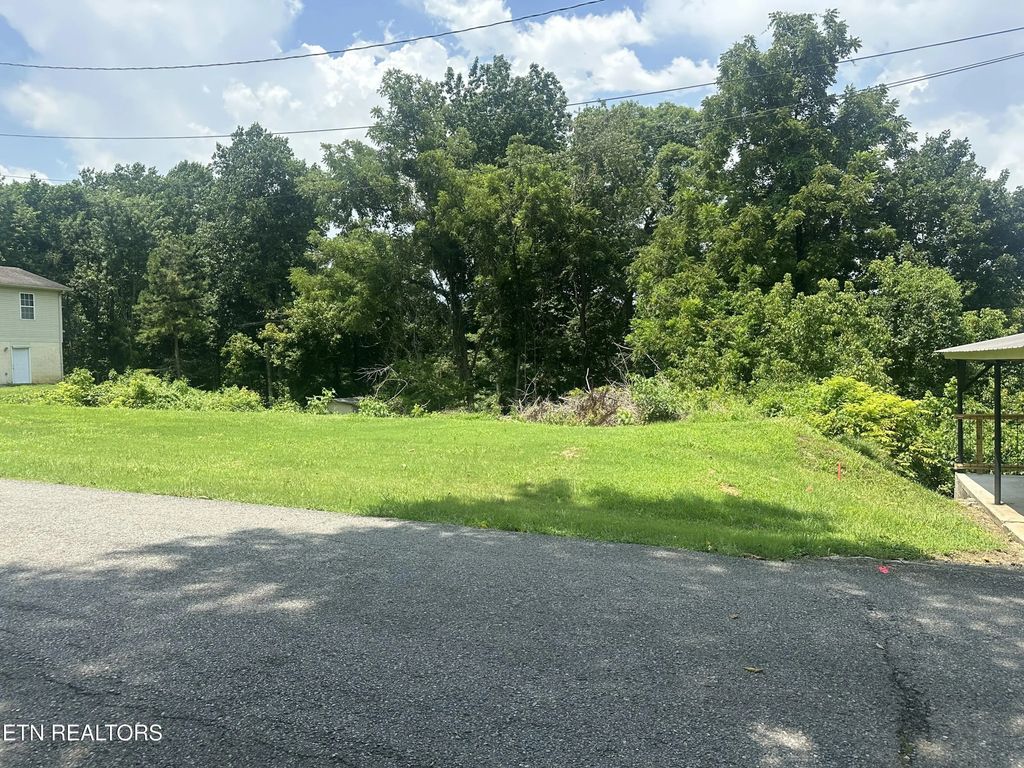 W Lot 22r Ninth Ave, Lenoir City