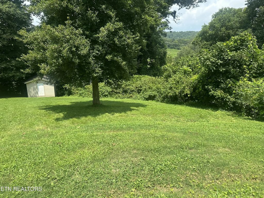 W 9th Avenue (lot 2r), Lenoir City