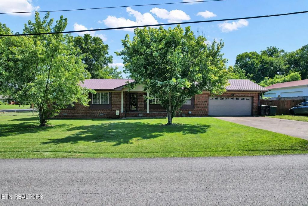 2805 Nw Lilac Drive, Cleveland