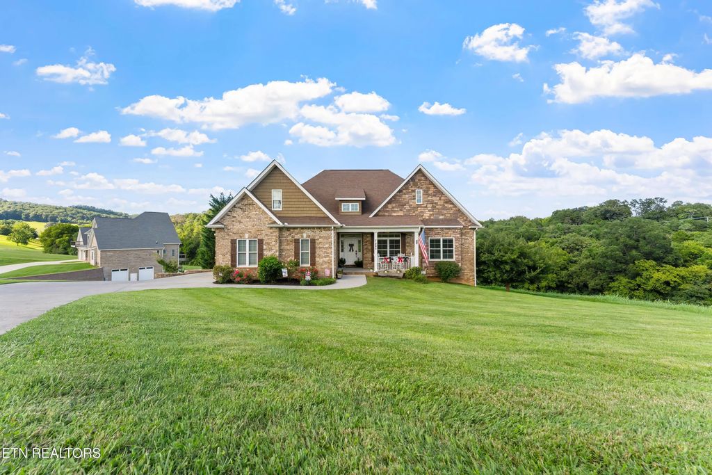 728 Constitution Drive, Jefferson City