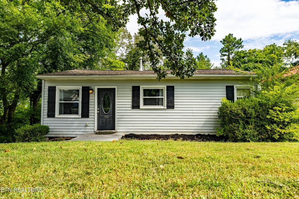 410 Landau Drive, Maryville
