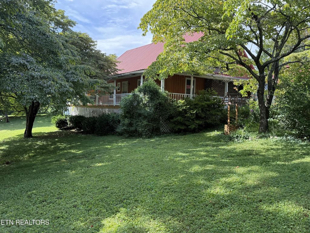 165 Robin Hood Lane, Rutledge