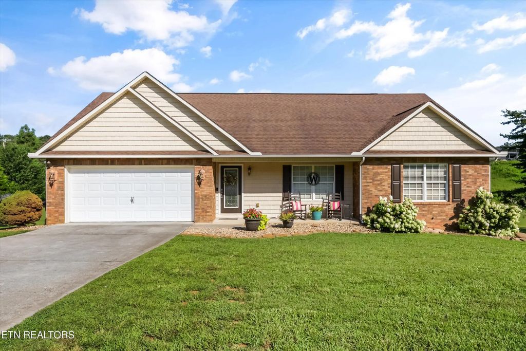 2506 Kenzie Drive, Louisville