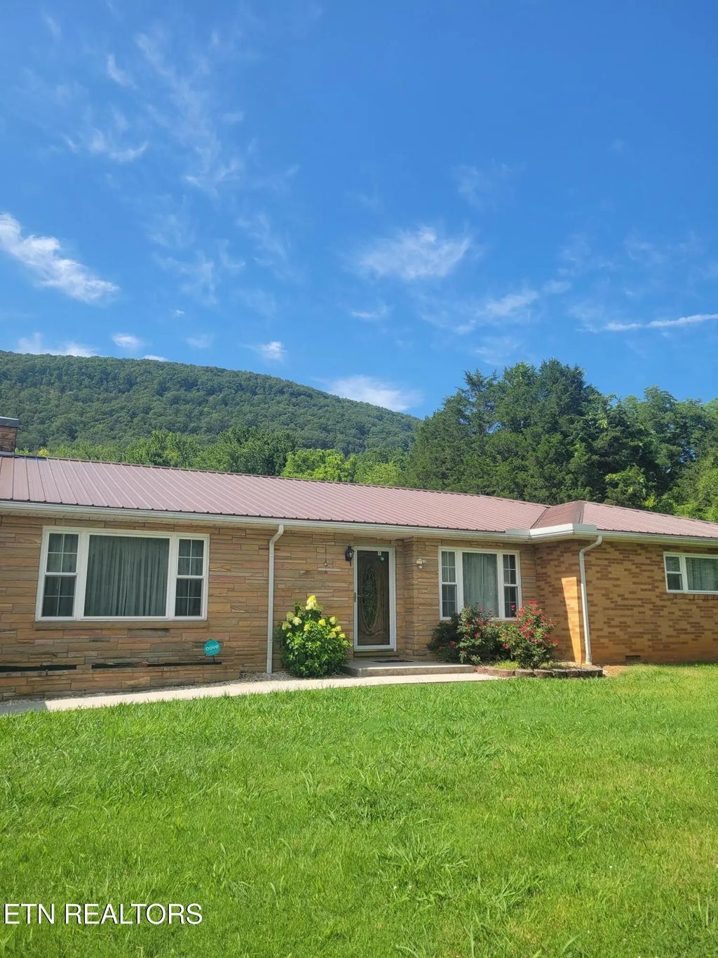 132 Ridgecrest Rd, Harriman