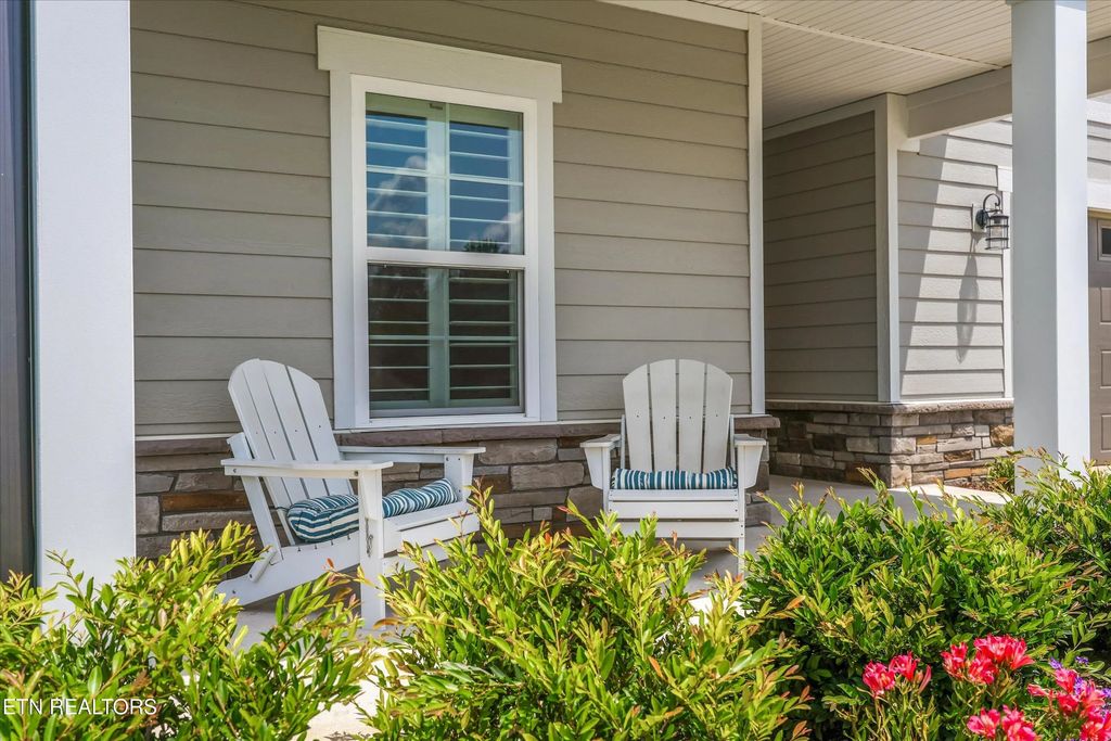 153 Cedar Branch Tr, Lenoir City