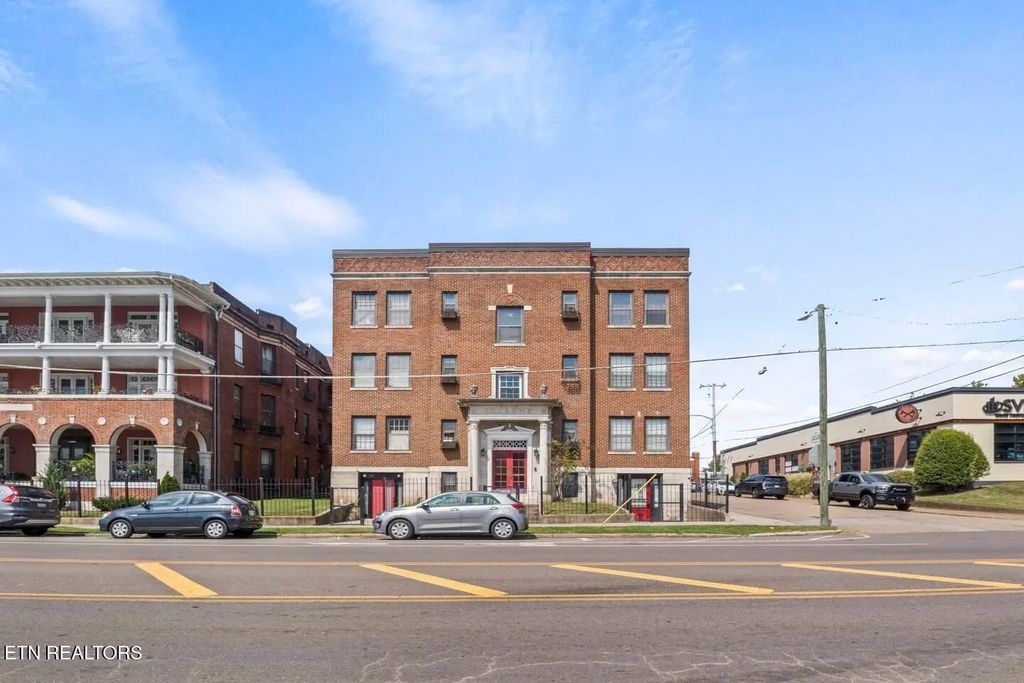 201 W 5th Ave 3, Knoxville