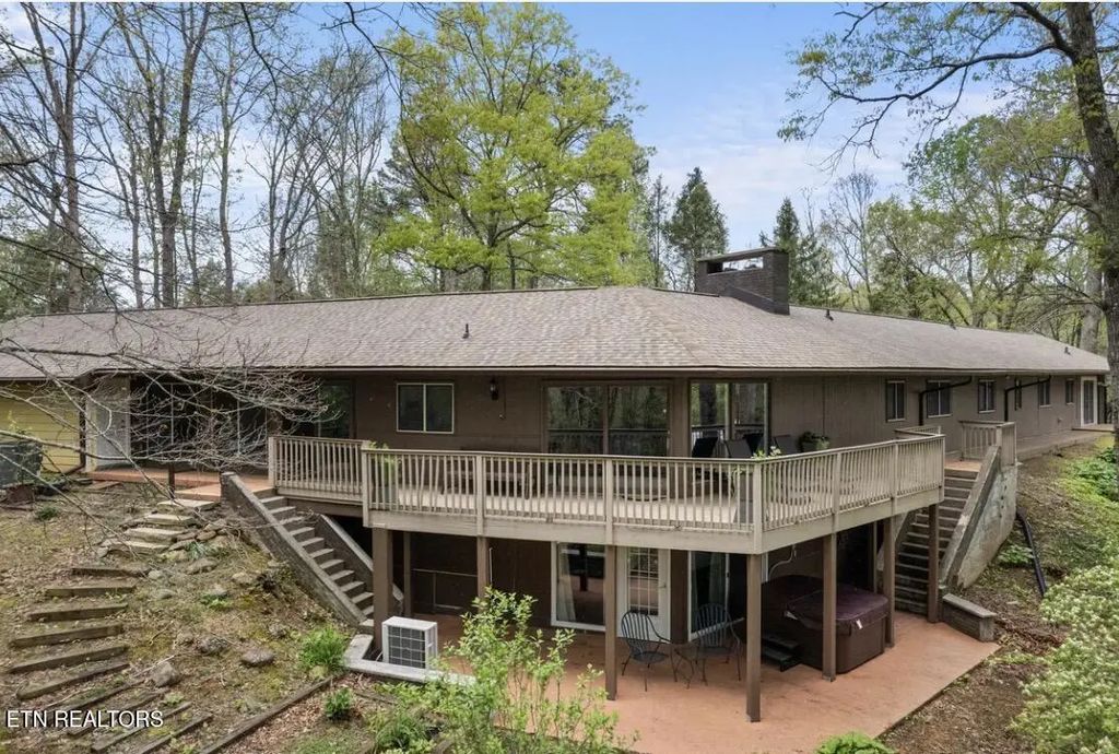 150 Hollow Rd, Cosby