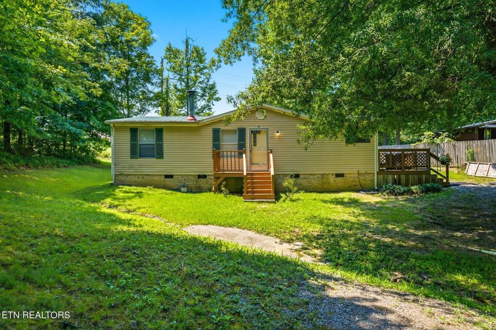 400 Wilkins Ave, Etowah