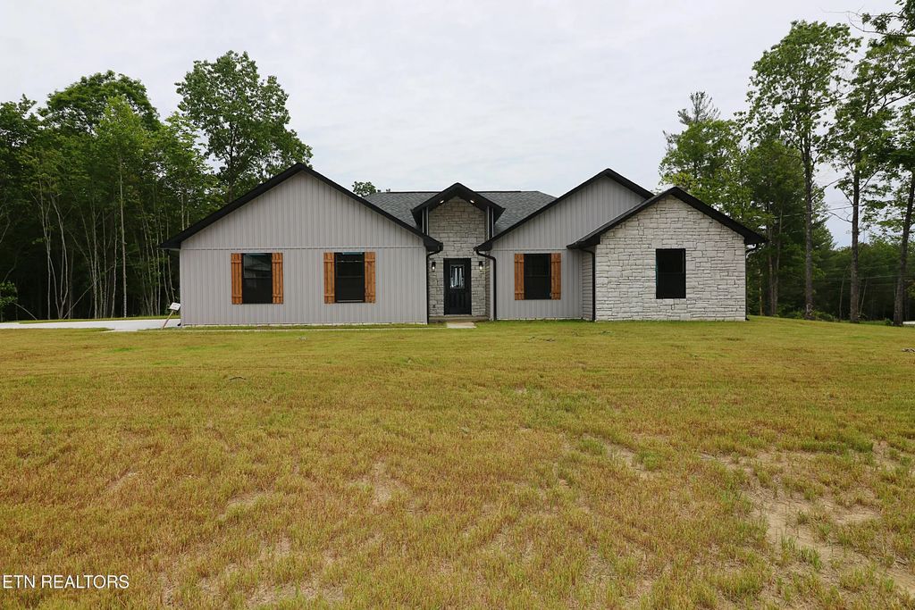 607 Taylon Lane, Oneida
