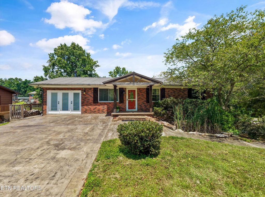 2833 Ithaca Drive, Knoxville