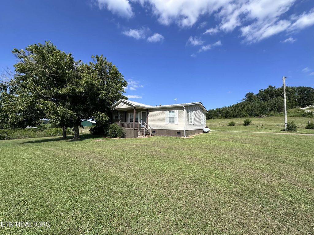 1142 County Road 461, Englewood