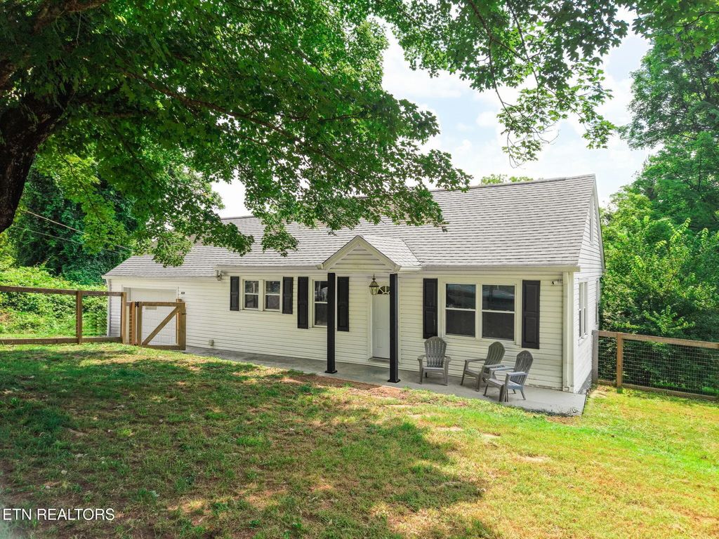 439 Jarnigan St, Clinton