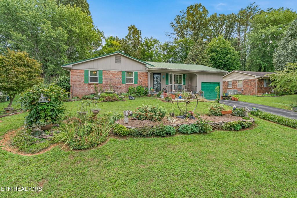 1310 Topside View Drive, Maryville