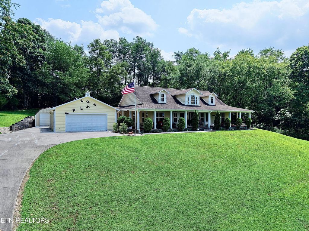 403 Chelaque Way, Mooresburg