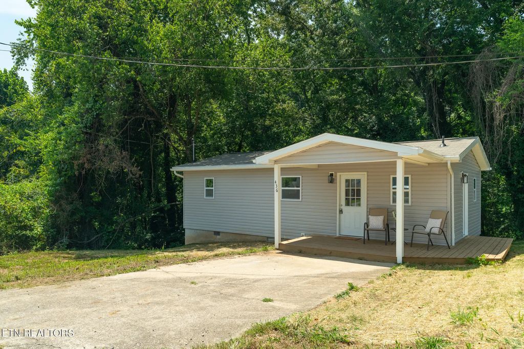 436 Jarnigan St, Clinton