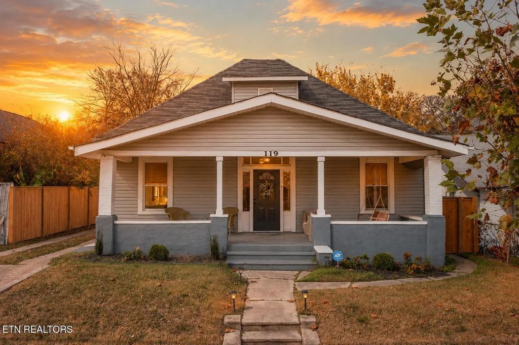 119 E Caldwell Ave, Knoxville