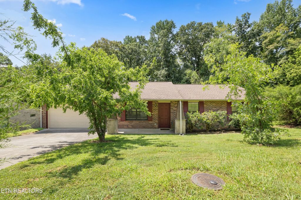 6007 Bridge Garden Rd, Knoxville