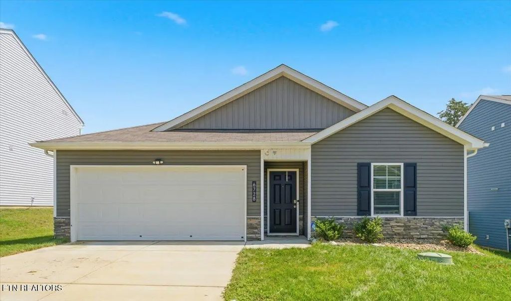 6728 Tall Shadow Lane, Knoxville