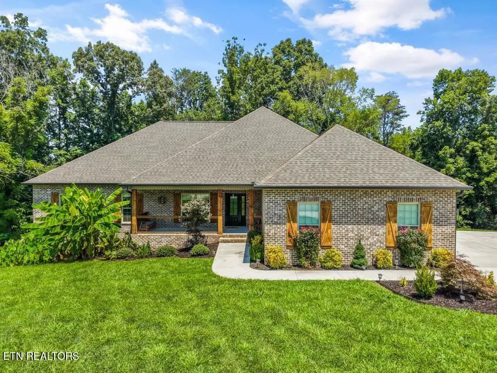 610 Bainbridge Drive, Walland