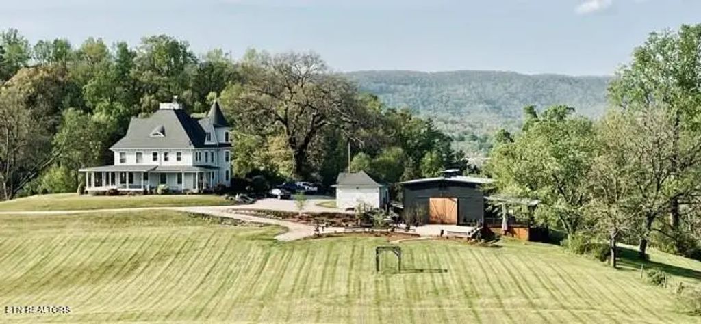 640 Pansy Hill Rd, Harriman