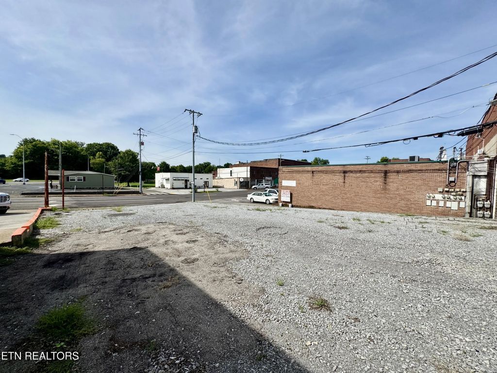 220 E Madison Ave, Athens