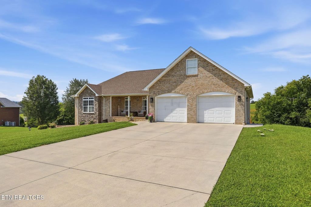 143 Illinois Ave, Seymour