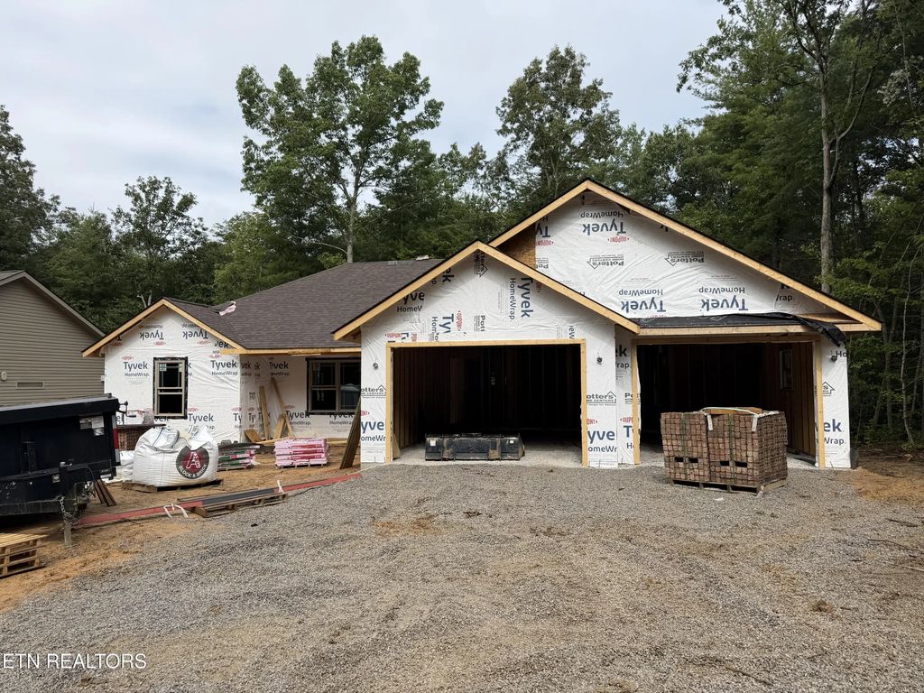12 Dovecote Terrace, Crossville