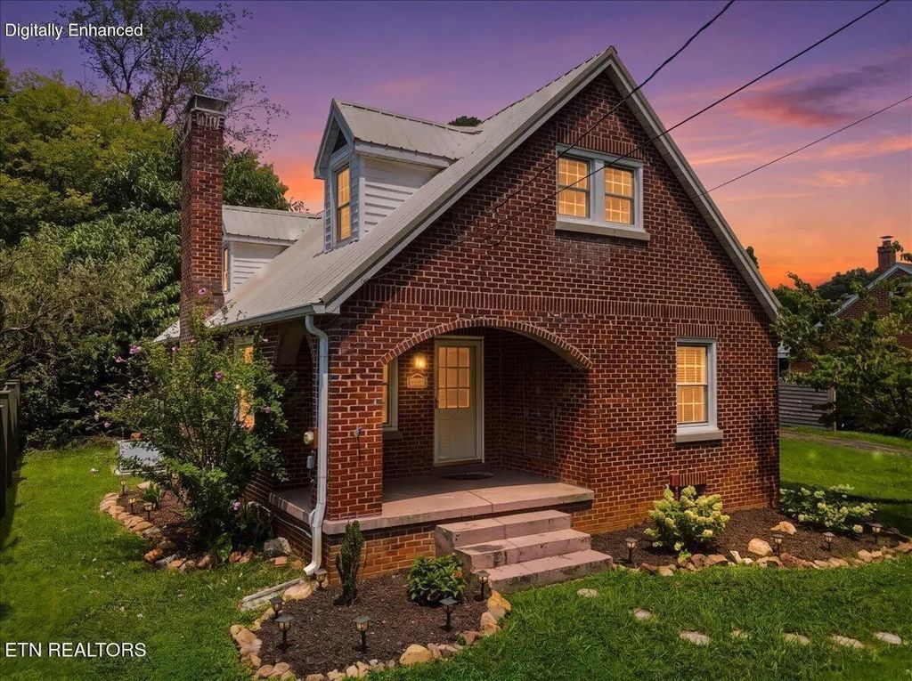 1207 Tapoco Ave, Maryville