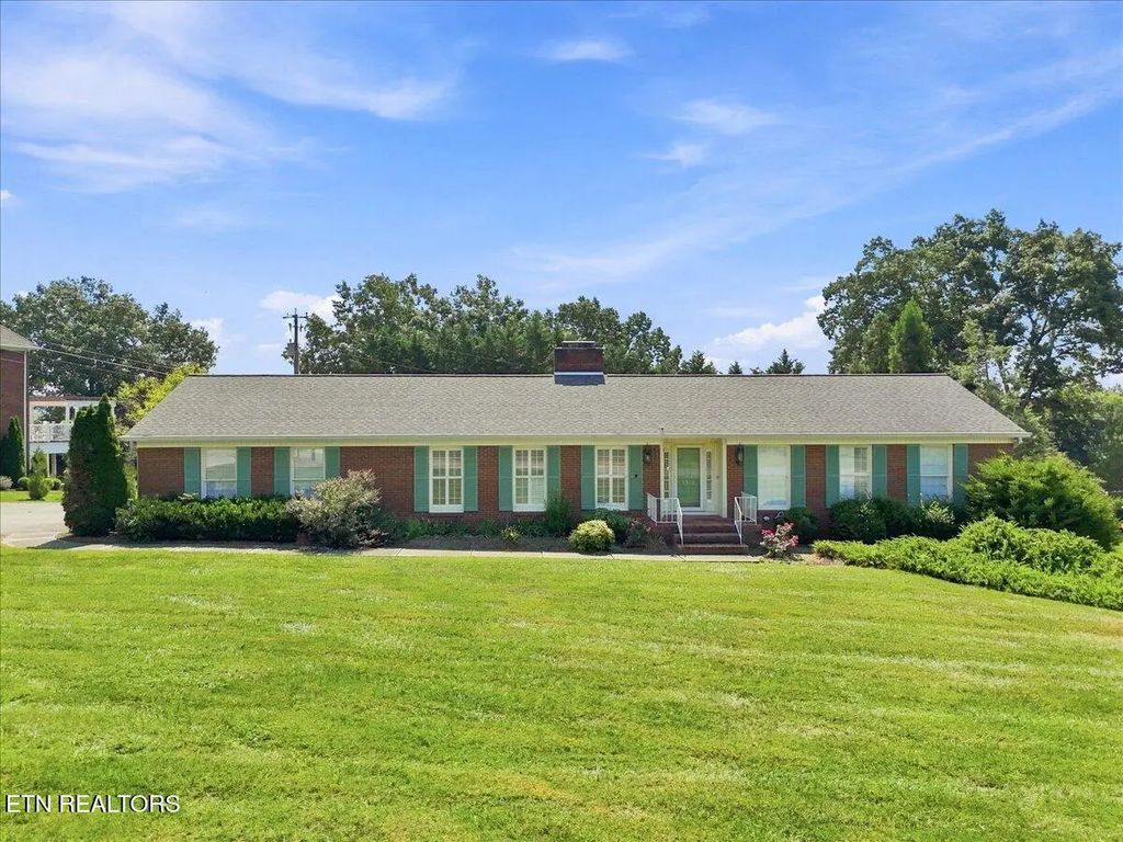 5304 Angeles Drive, Knoxville