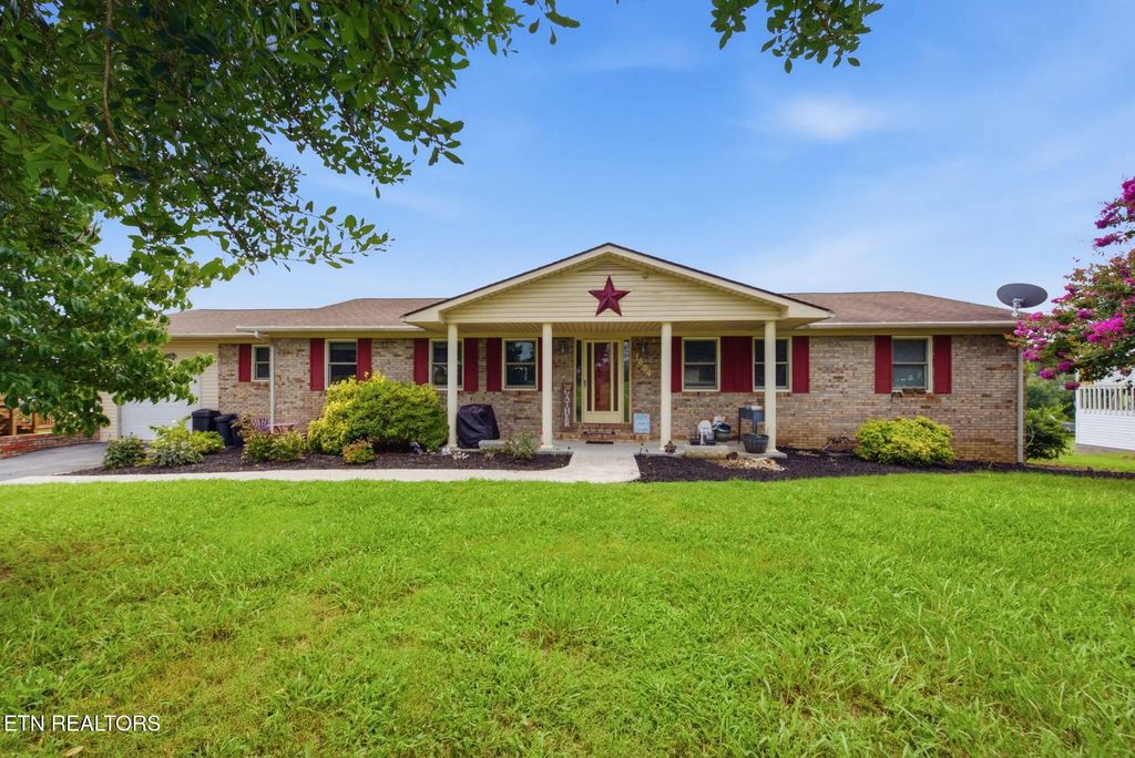 1684 Brookview Drive, Dandridge
