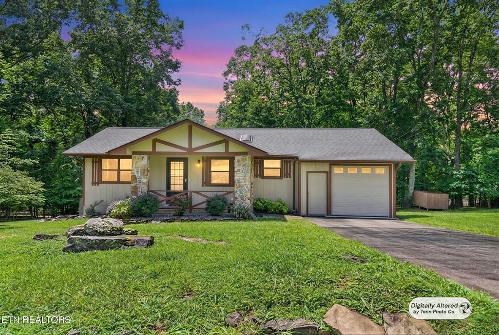 36 Druid Circle, Crossville