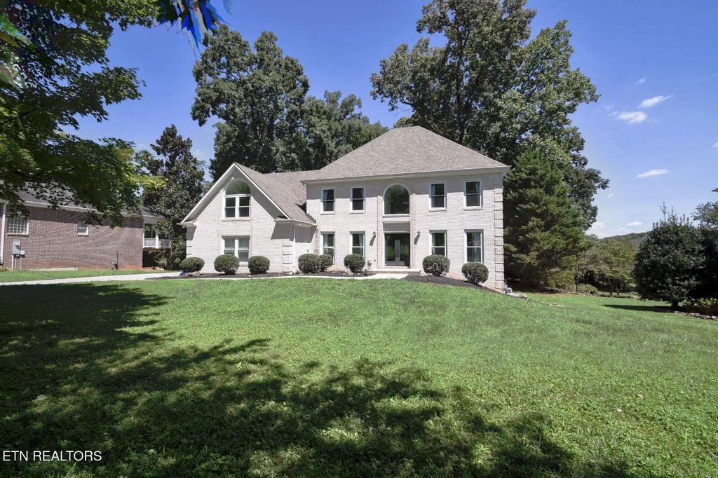 140 Windswept Drive, Lenoir City