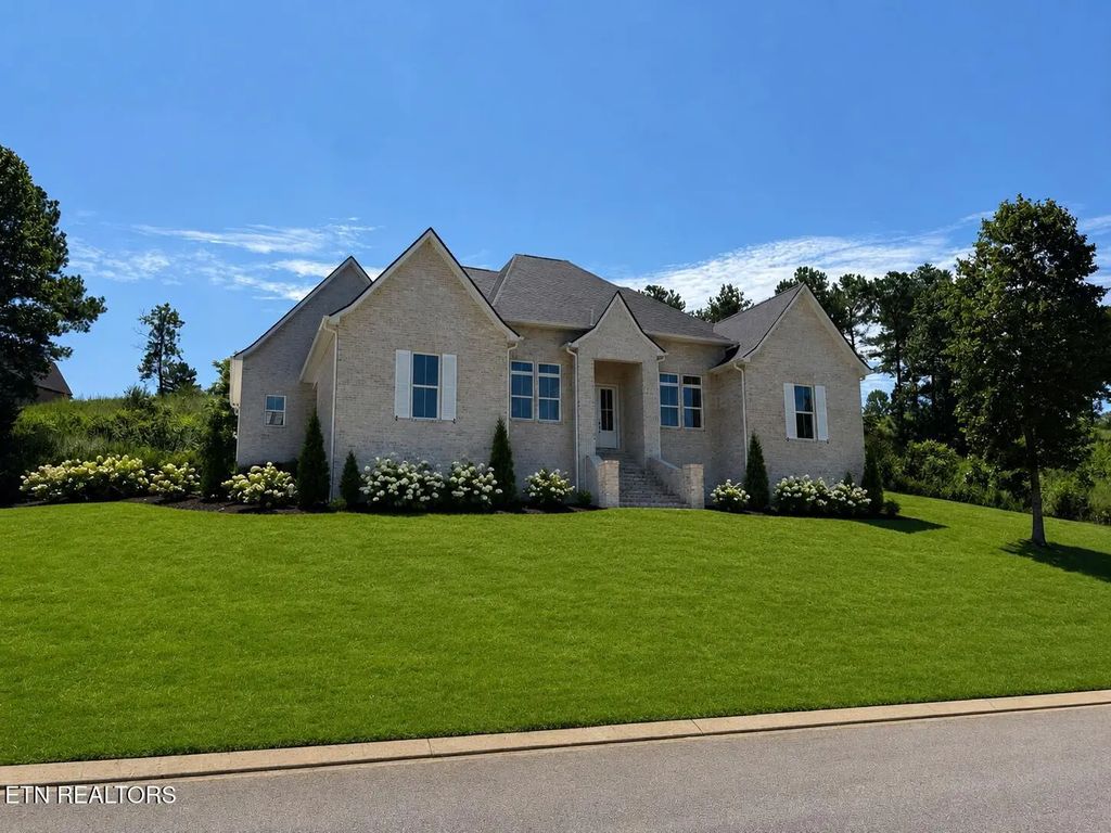 217 Lake Ferry Drive, Loudon