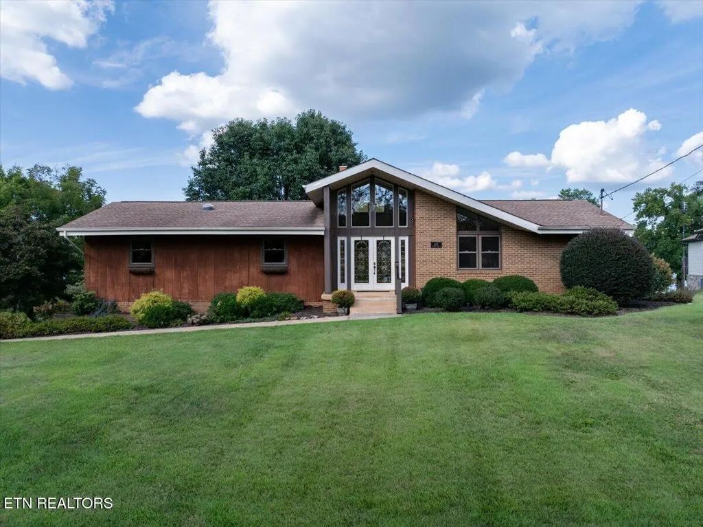 4445 Scenic Drive, Lenoir City