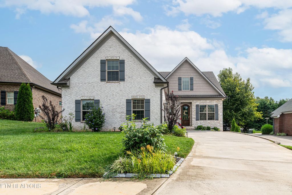 2536 Brooke Willow Blvd, Knoxville