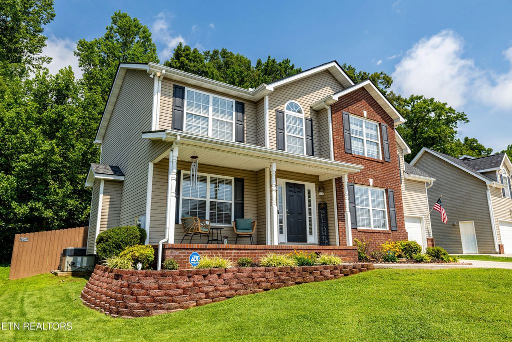 2911 Porch Swing Rd, Knoxville