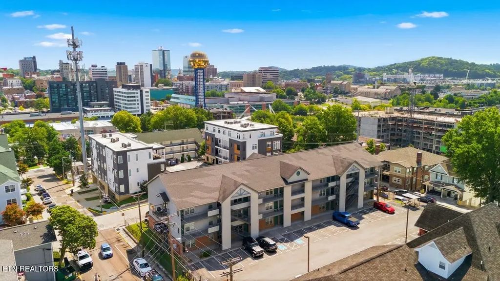 1201 Laurel Ave 107, Knoxville
