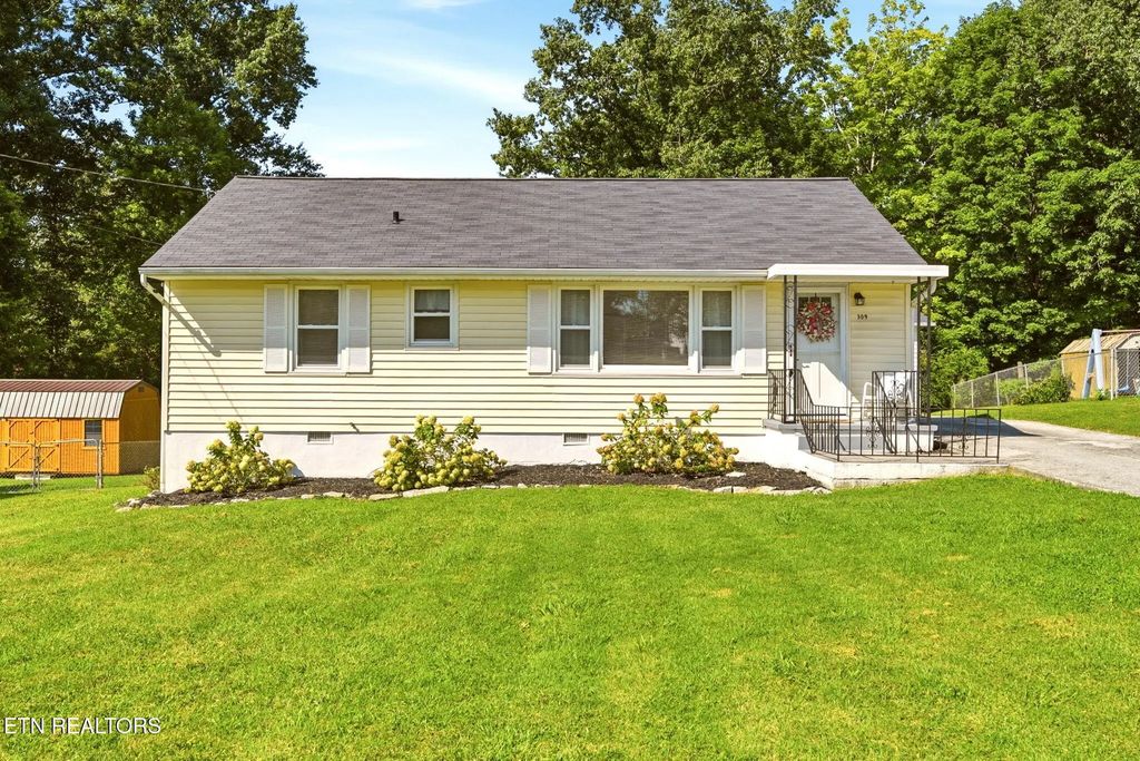 309 Cross St, Clinton