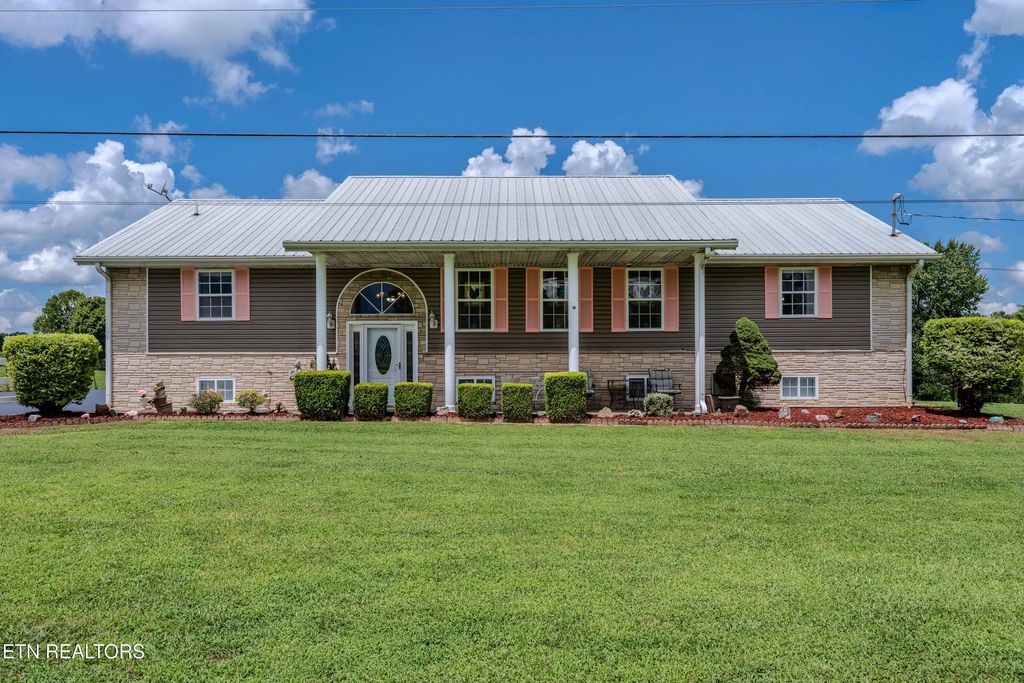 1410 Jeffries Hollow Rd, Seymour