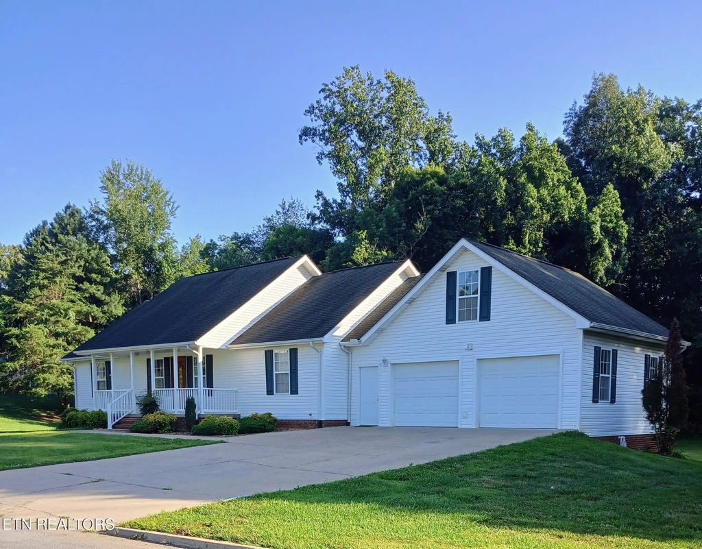 190 Walnut Grove Rd, Greeneville